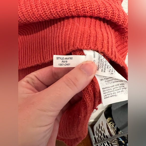 Madewell Orange Sweater With Front Pocket - Picture 2 of 5